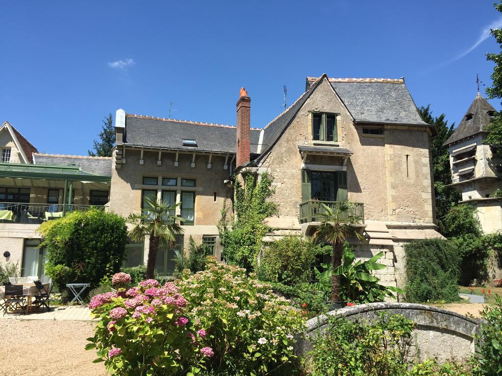 Loire Valley Medieval Getaway Rochecorbon
